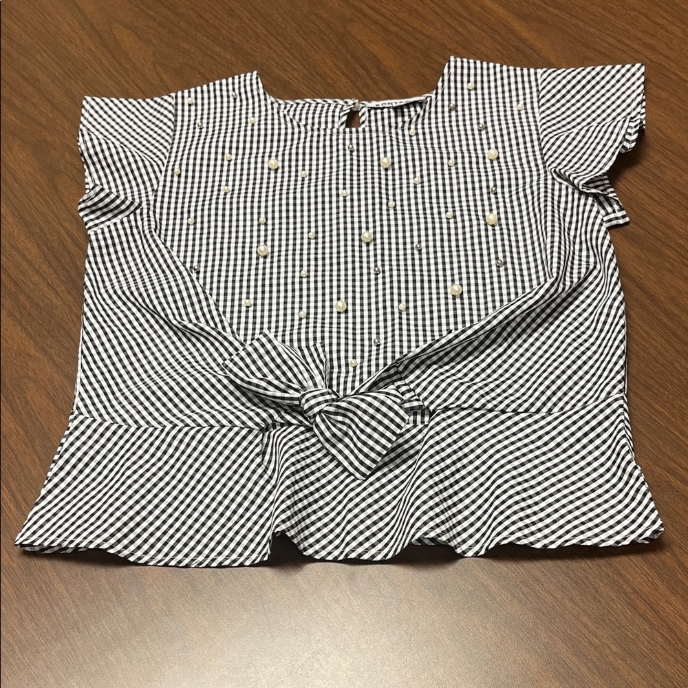 Kontrol‎ Black and White Gingham Top, size medium
